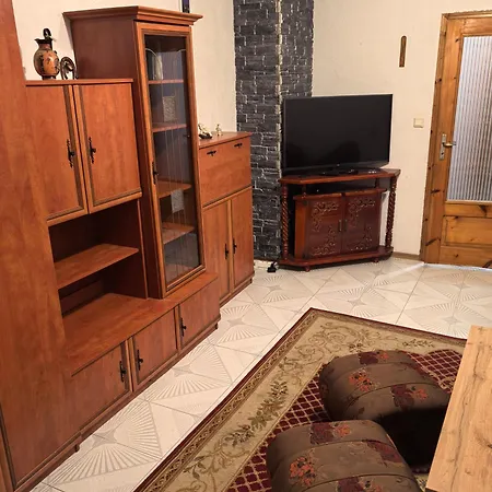 къща томови بيت ضيافة ديفين