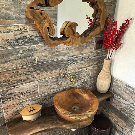 къща томови * ديفين