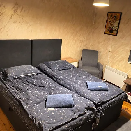 къща томови * ديفين