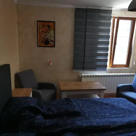 къща томови *