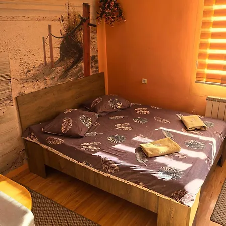 къща томови ديفين