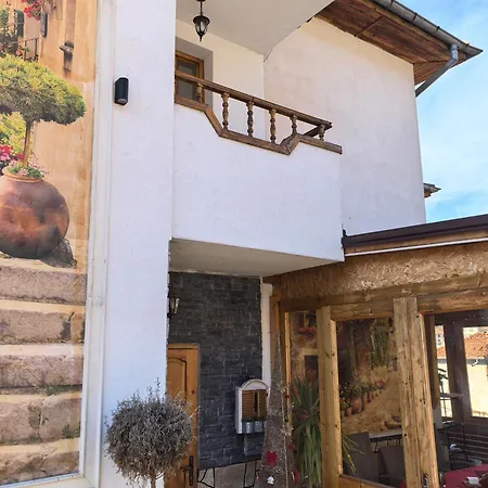 къща томови * ديفين