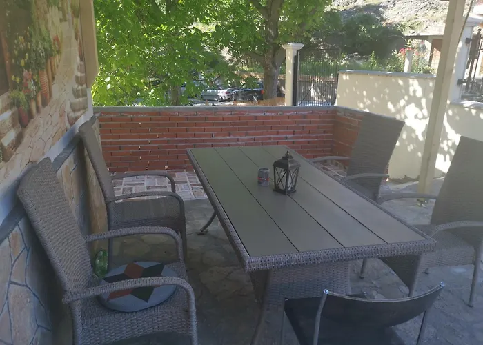 Gasthuis къща томови