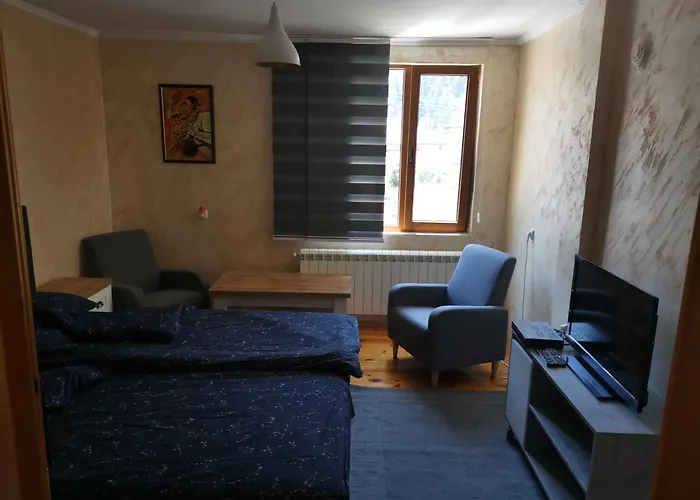 къща томови Gasthuis Devin